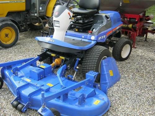 2011 Iseki SF 370 Parkklipper