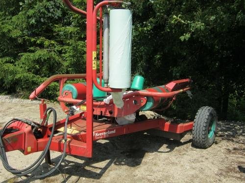 Kverneland TA 735 rundballe in