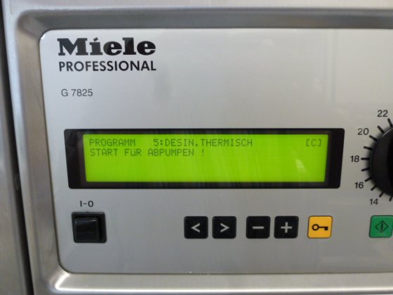 Miele G 7825 大容量实验室清洗器/消毒器