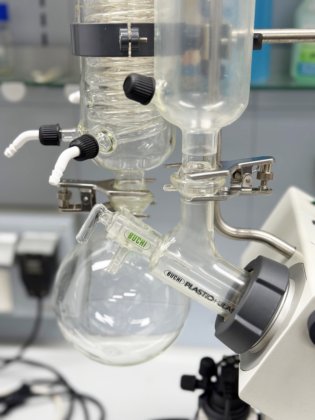 Büchi R-300 旋转蒸发仪，带膨胀玻璃套件 E