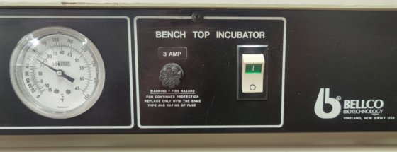 Bellco 孵化器带滚筒装置