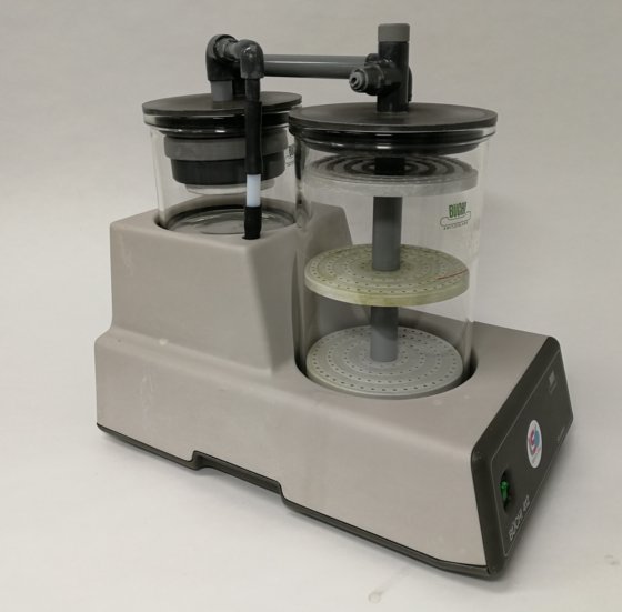 Büchi B-412 型洗地机