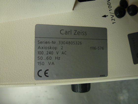 带相位对比和透射光相机的 Zeiss Axioskop 2 plus