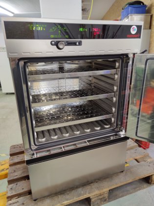 Memmert INE 500 精密培养箱