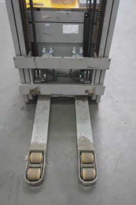 永恒力高举升卡车驾驶室