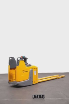 永恒力低叉车驾驶室