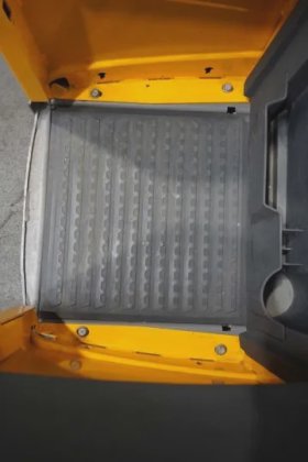 永恒力低叉车驾驶室