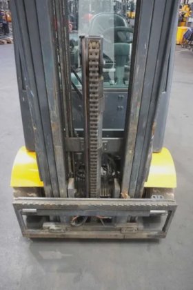 永恒力四轮前叉车