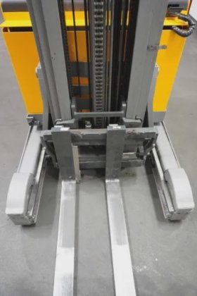 永恒力前移式叉车