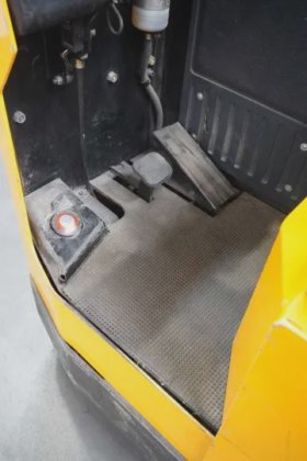 永恒力前移式叉车