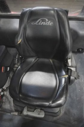 林德四轮前叉车