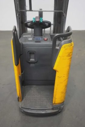 永恒力高举升卡车驾驶室