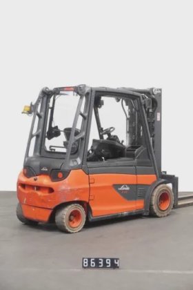 林德四轮前叉车