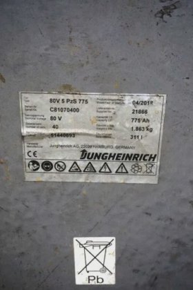 永恒力四轮前叉车