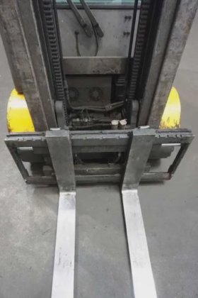 永恒力四轮前叉车