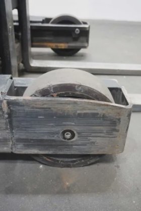 丰田前移式叉车