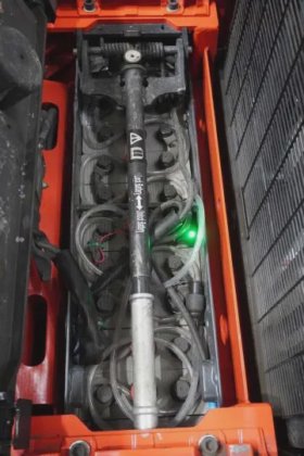 林德高举叉车驾驶室