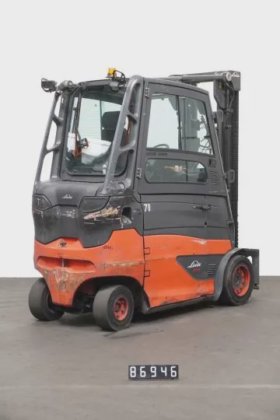 林德四轮前叉车