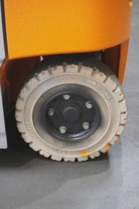 STILL 四轮前装载机