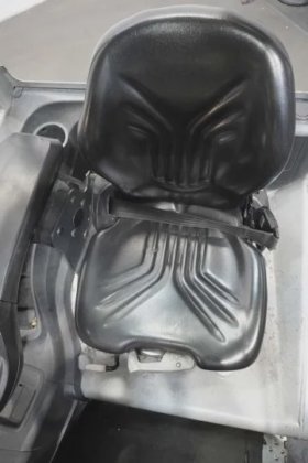 STILL 三轮前装载机