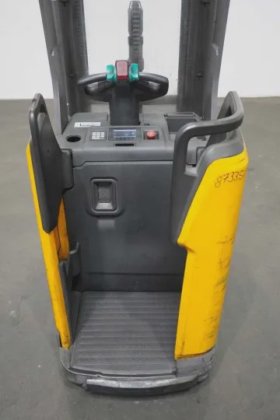 永恒力高举升卡车驾驶室