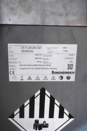 永恒力高举升卡车驾驶室