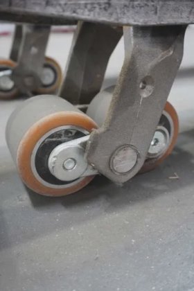 丰田低位拣选机