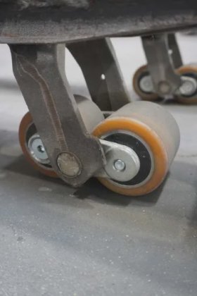 丰田低位拣选机