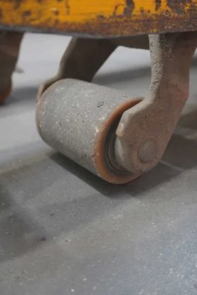 永恒力低升降卡车耕耘机