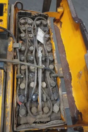 永恒力低升降卡车耕耘机