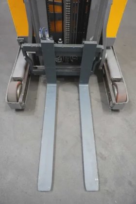 永恒力前移式叉车