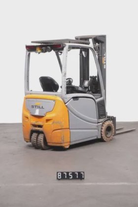 STILL 三轮前装载机