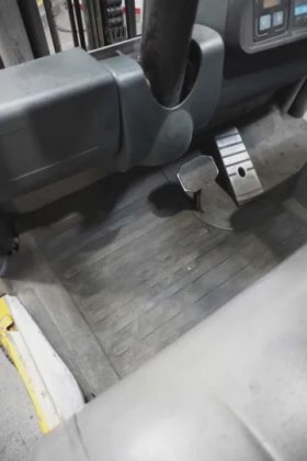 永恒力四轮前叉车