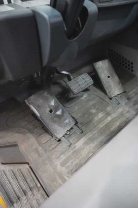 永恒力四轮前叉车