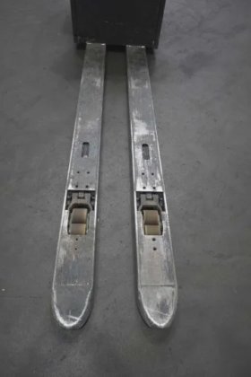 丰田低位拣选机