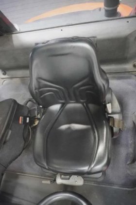 林德四轮前叉车