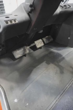 林德四轮前叉车