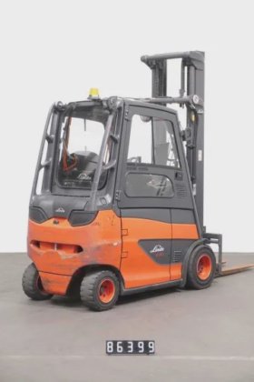 Linde 4-Radfrontstapler