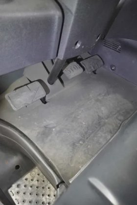 林德四轮前叉车