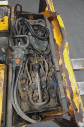 永恒力低升降卡车耕耘机