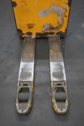 永恒力低升降卡车耕耘机