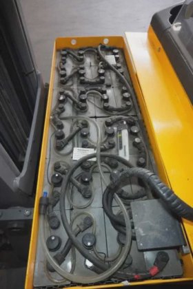 永恒力前移式叉车