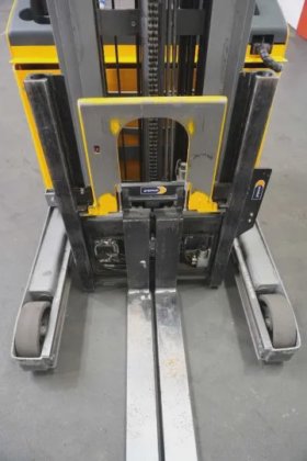 永恒力前移式叉车