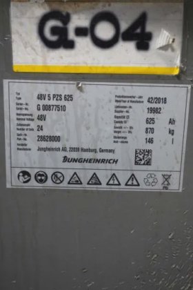 永恒力三轮前叉车