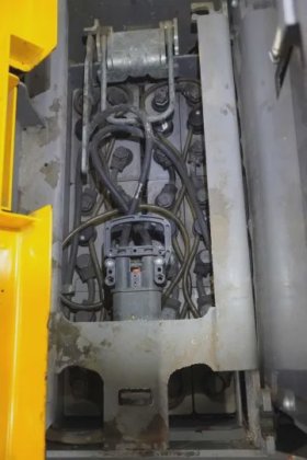 永恒力高举升卡车驾驶室