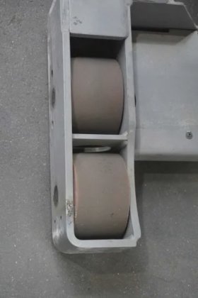 永恒力高举式拣选机