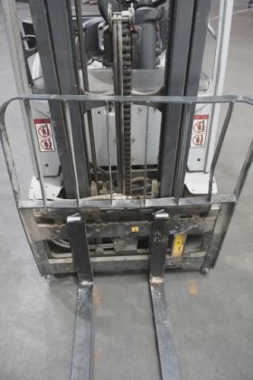 STILL 三轮前装载机