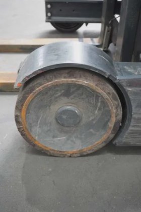 林德前移式叉车