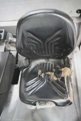 永恒力四轮前叉车