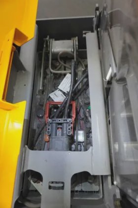 永恒力高举升卡车驾驶室